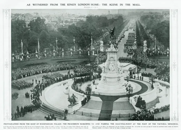 Framed Print : Photograph taken from Buckingham Palace, the procession marching to Framed Print : Photograph taken from Buckingham Palace, the procession marching to