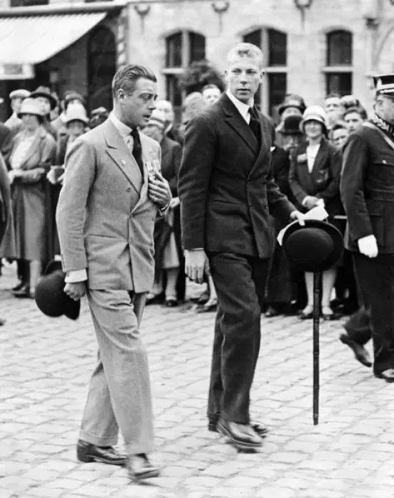 Framed Print : Prince Edward of Wales(future Edward VIII), at the Menin Gate Framed Print : Prince Edward of Wales(future Edward VIII), at the Menin Gate
