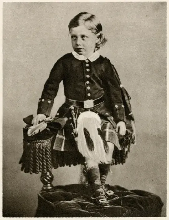 Framed Print : Prince George in Highland attire Framed Print : Prince George in Highland attire