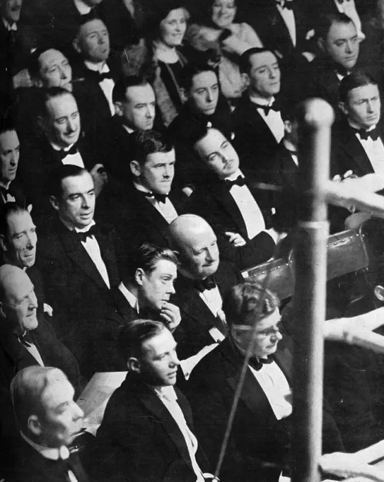 Framed Print : The Prince of Wales at a boxing match Framed Print : The Prince of Wales at a boxing match