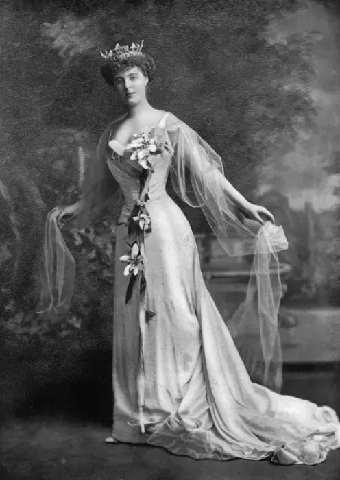 Framed Print : Princess Daisy of Pless Framed Print : Princess Daisy of Pless
