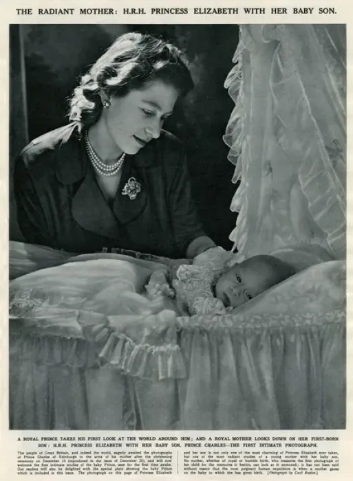 Framed Print : Princess Elizabeth with her baby Prince Charles Framed Print : Princess Elizabeth with her baby Prince Charles