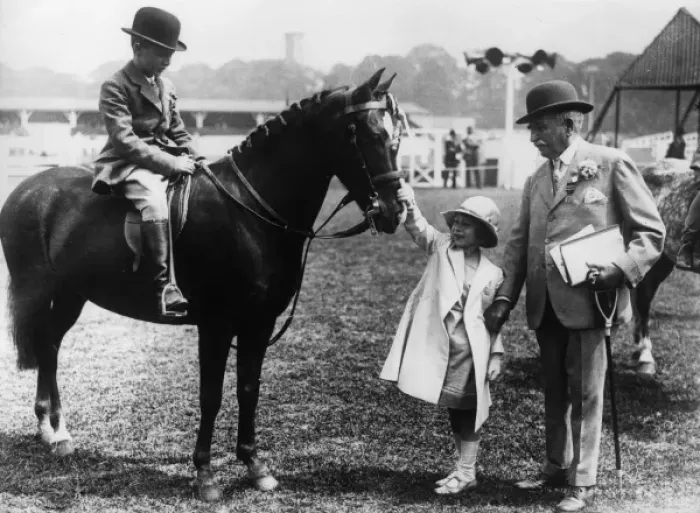 Framed Print : Princess Elizabeth stroking a pony Framed Print : Princess Elizabeth stroking a pony