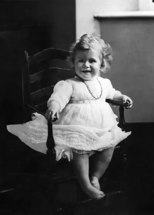 Framed Print : Princess Elizabeth of York sits in a high chair