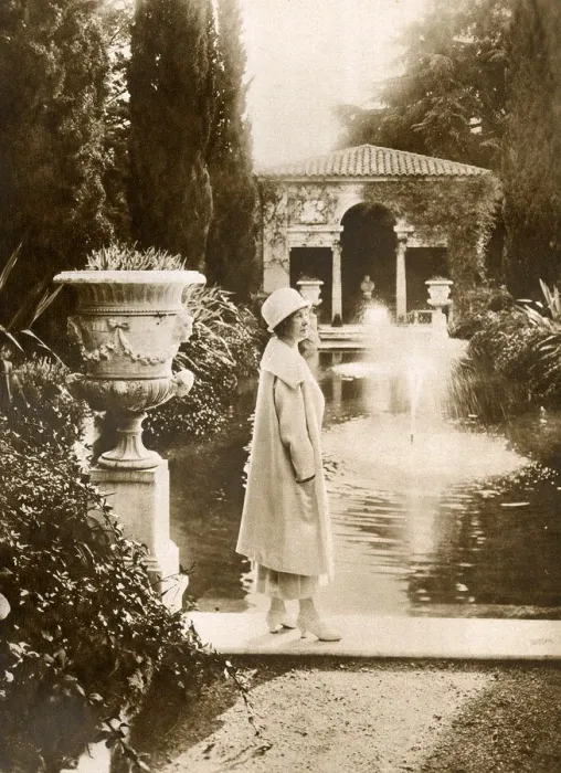 Framed Print : Princess Karageorgevitch at the Villa Fiorentiana, Cannes Framed Print : Princess Karageorgevitch at the Villa Fiorentiana, Cannes