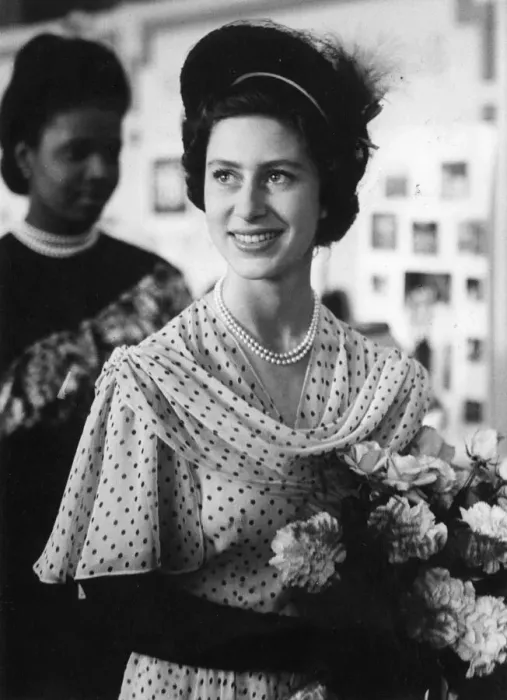 Framed Print : Princess Margaret at Bethnal Green Youth Week, 1950 Framed Print : Princess Margaret at Bethnal Green Youth Week, 1950