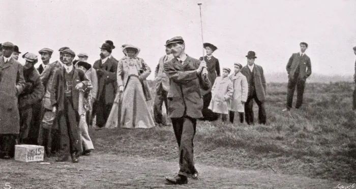 Framed Print : The Professional Golf Tournament at Walton Heath Framed Print : The Professional Golf Tournament at Walton Heath