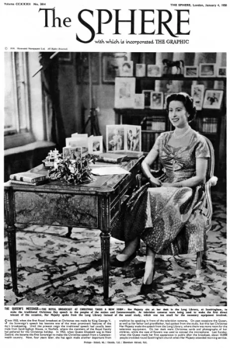 Framed Print : Queen Elizabeth II - first televised Christmas broadcast Framed Print : Queen Elizabeth II - first televised Christmas broadcast