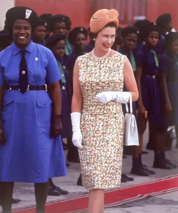 Framed Print : Queen Elizabeth II - West Indies royal tour 1966 Framed Print : Queen Elizabeth II - West Indies royal tour 1966