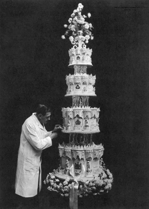 Framed Print : Queen Elizabeths wedding cake Framed Print : Queen Elizabeths wedding cake