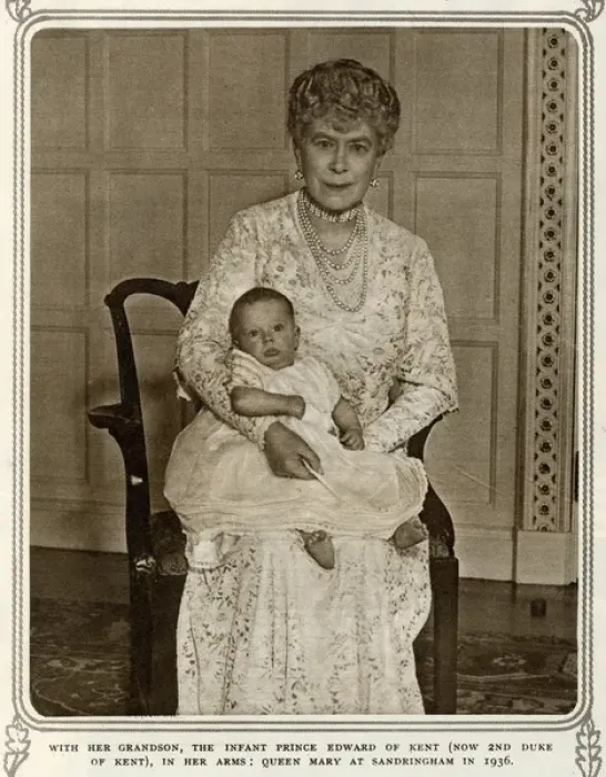 Framed Print : Queen Mary with grandchild Prince Edward Framed Print : Queen Mary with grandchild Prince Edward