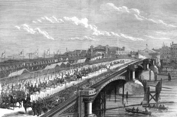Framed Print : Queen Victoria at Blackfriars Bridge, London Framed Print : Queen Victoria at Blackfriars Bridge, London