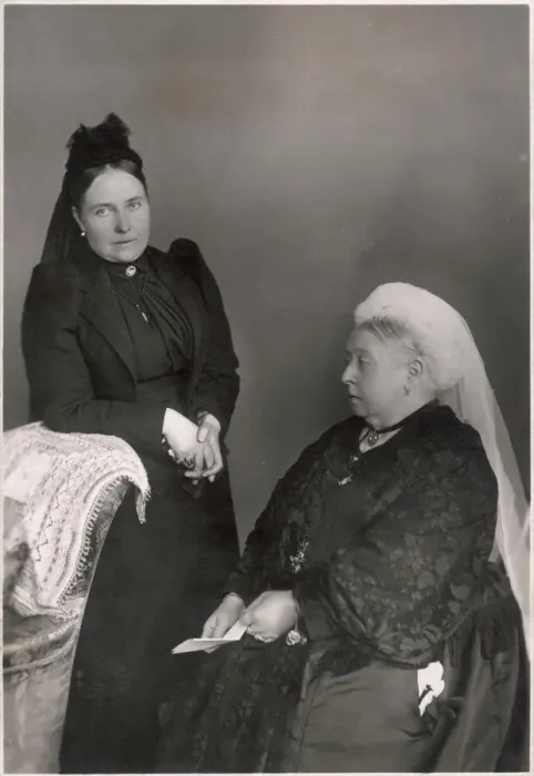 Framed Print : Queen Victoria & Empress Frederick of Prussia Framed Print : Queen Victoria & Empress Frederick of Prussia