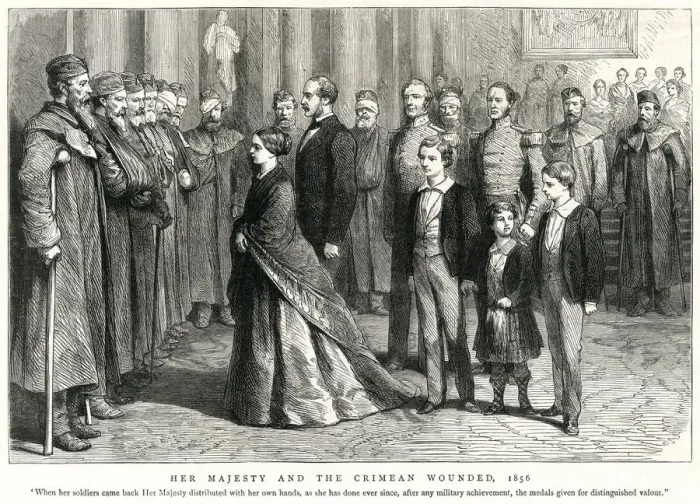 Framed Print : Queen Victoria visiting wounded Crimean soldiers 1856