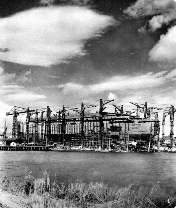Framed Print : R. M. S. Queen Mary under construction, Clydebank, September Framed Print : R. M. S. Queen Mary under construction, Clydebank, September