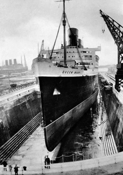 Framed Print : R. M. S. Queen Mary in dry dock, Southampton, April 1936 Framed Print : R. M. S. Queen Mary in dry dock, Southampton, April 1936