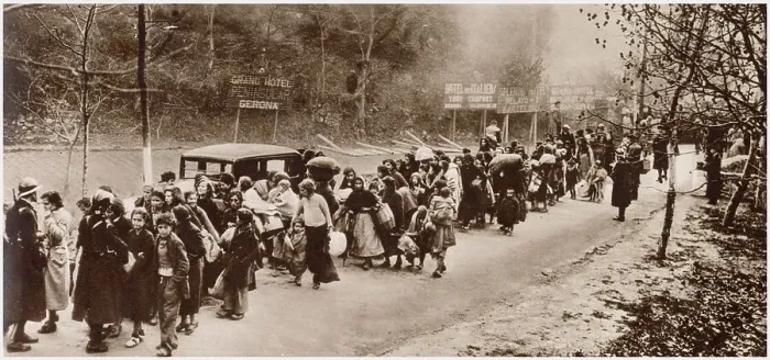Framed Print : Some of the Republican refugees who fled Spain for France after the fall of Barcelona. Straggling line of women and children marshalled by French Gardes mobiles, while crossing the frontier. Date: January 1939 Framed Print : Some of the Republican refugees who fled Spain for France after the fall of Barcelona. Straggling line of women and children marshalled by French Gardes mobiles, while crossing the frontier. Date: January 1939