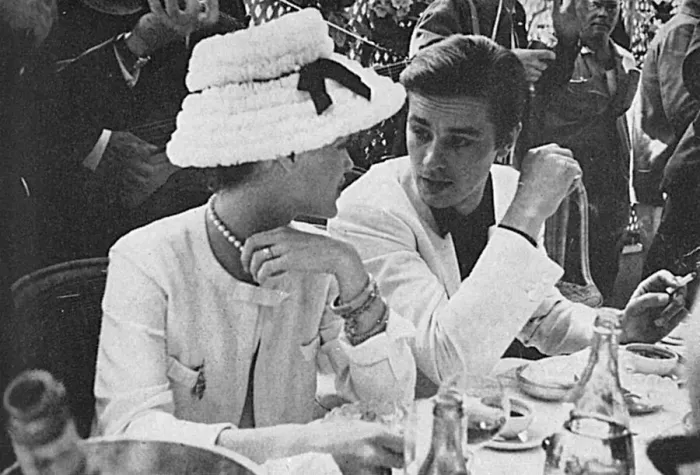 Framed Print : Romy Schneider and Alain Delon at Cannes, 1962 Framed Print : Romy Schneider and Alain Delon at Cannes, 1962
