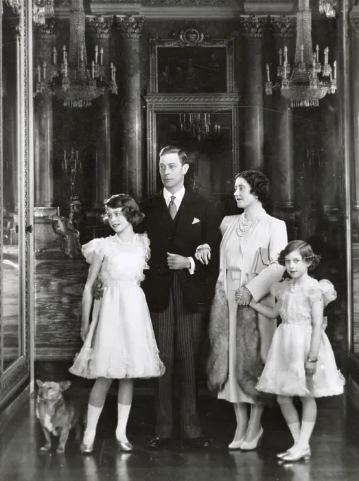 Framed Print : Royal Family Group 1939