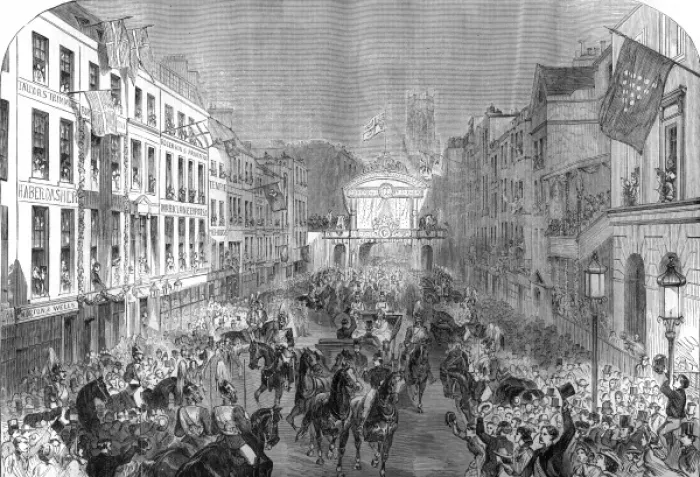 Framed Print : Royal wedding 1863 - procession passing Temple Bar Framed Print : Royal wedding 1863 - procession passing Temple Bar