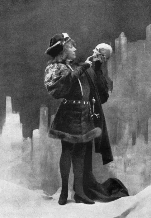 Framed Print : Sarah Bernhardt as Hamlet Framed Print : Sarah Bernhardt as Hamlet