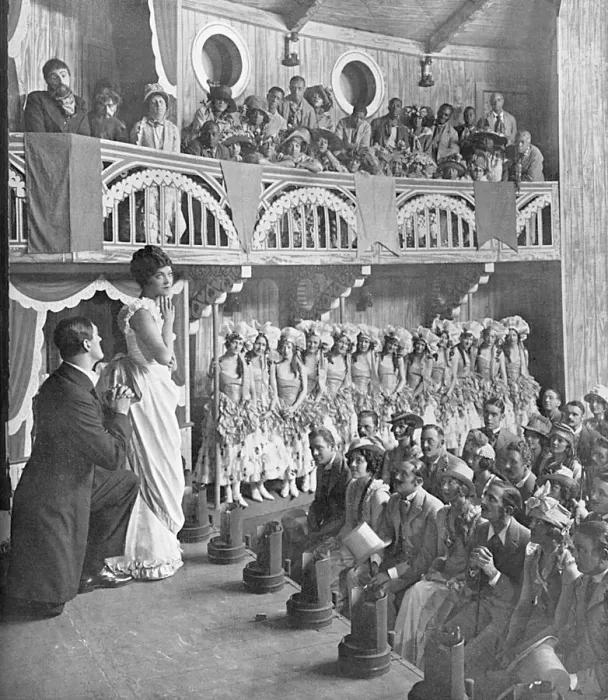 Framed Print : Scene from Show Boat at Drury Lane, 1928 Framed Print : Scene from Show Boat at Drury Lane, 1928