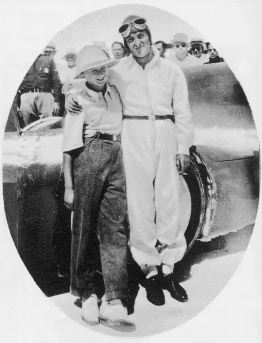 Framed Print : Sir Malcolm and Donald Campbell, Utah, 1935 Framed Print : Sir Malcolm and Donald Campbell, Utah, 1935
