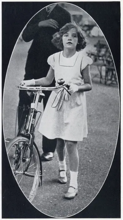 Framed Print : Sonia Hodgson, friend of Princess Elizabeth Framed Print : Sonia Hodgson, friend of Princess Elizabeth