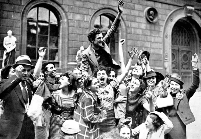 Framed Print : Students celebrating the winner of the Prix de Rome, Paris Framed Print : Students celebrating the winner of the Prix de Rome, Paris