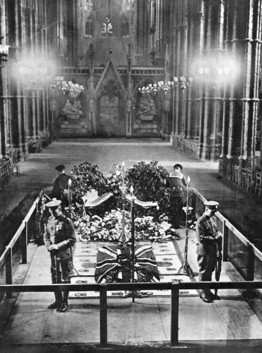 Framed Print : Tomb of the Unknown Warrior, 1920 Framed Print : Tomb of the Unknown Warrior, 1920