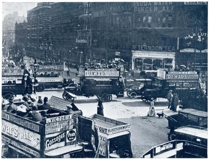 Framed Print : Tottenham Court Road traffic 1912 Framed Print : Tottenham Court Road traffic 1912