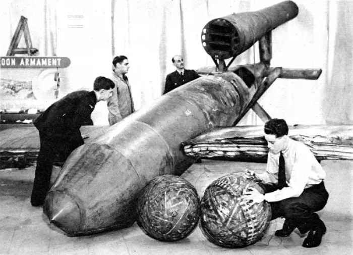 Framed Print : V-1 Flying Bomb exhibited in London; Second World War, 194