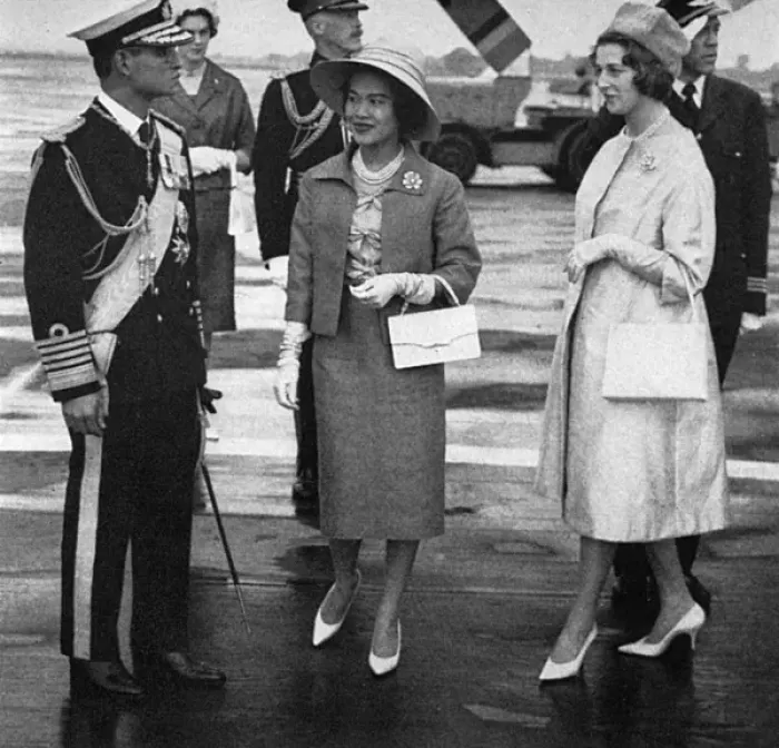 Framed Print : Visit to the UK - King Bhumibol & Queen Sirikit of Thailand Framed Print : Visit to the UK - King Bhumibol & Queen Sirikit of Thailand