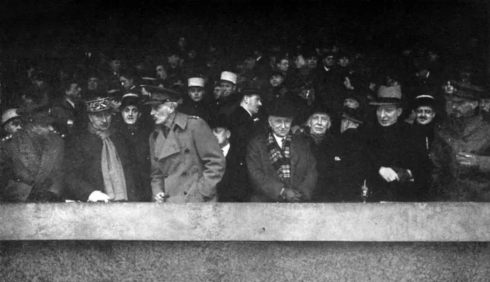 Framed Print : Visitors to the French Army v British Army football match Framed Print : Visitors to the French Army v British Army football match