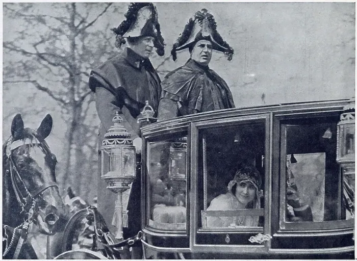 Framed Print : After the wedding of George, Duke of York (later King George VI): London's first view of the bride as Duchess of York: a happy face at the carriage window as Elizabeth Bowes-Lyon, as she was, drove with her husband to Buckingham Palace