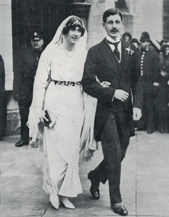 Framed Print : Wedding of Harold Macmillan and Lady Dorothy Macmillan