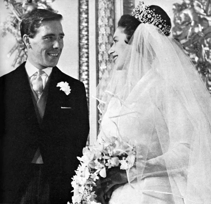 Framed Print : Wedding of Princess Margaret and Anthony Armstrong-Jones Framed Print : Wedding of Princess Margaret and Anthony Armstrong-Jones