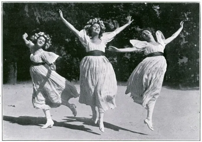 Framed Print : The Wiesenthal Sisters, appearing at London Hippodrome Framed Print : The Wiesenthal Sisters, appearing at London Hippodrome