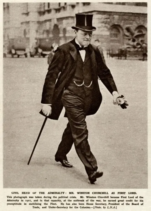Framed Print : Winston Churchill in 1915 Framed Print : Winston Churchill in 1915