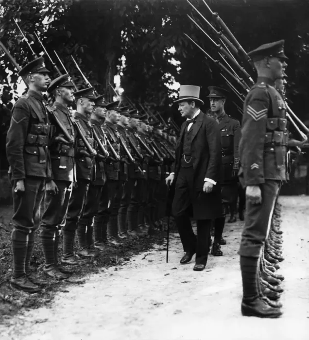Framed Print : Winston Churchill inspecting troops, WW1