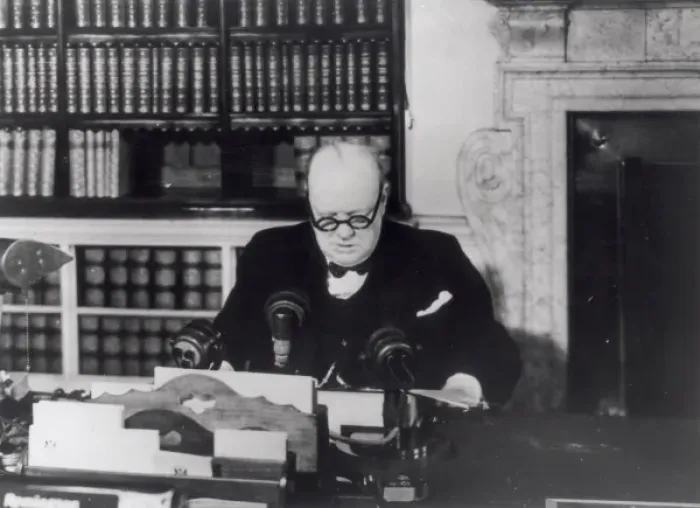 Framed Print : Winston Churchill makes his VE Day Broadcast