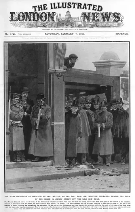 Framed Print : Winston Churchill in Sidney Street, East London, 1911 Framed Print : Winston Churchill in Sidney Street, East London, 1911
