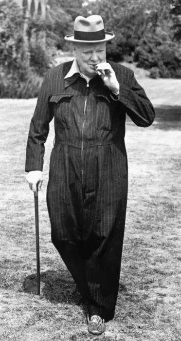 Framed Print : Winston Churchill in his Siren Suit at Chartwell, Kent