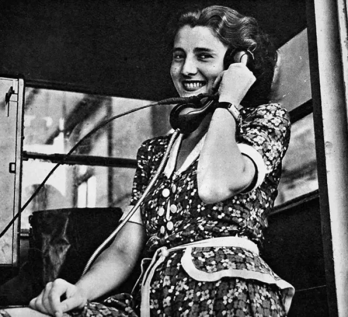 Framed Print : Woman making a telephone call, West Berlin, 1948 Framed Print : Woman making a telephone call, West Berlin, 1948