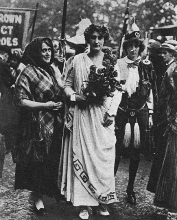 Framed Print : Womens Right-to-Serve march, 1915 Framed Print : Womens Right-to-Serve march, 1915