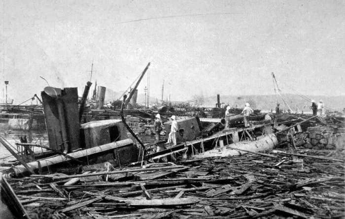 Framed Print : Wreck of the French Destroyer Fronde, Hong Kong, 1906 Framed Print : Wreck of the French Destroyer Fronde, Hong Kong, 1906