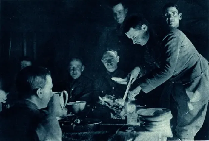 Framed Print : WW1 - Christmas Day dinner, British Camp, Salonika Framed Print : WW1 - Christmas Day dinner, British Camp, Salonika