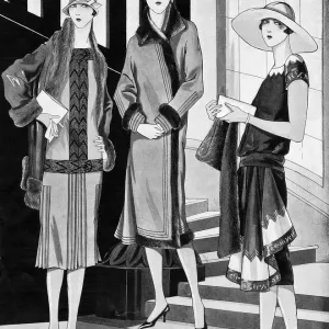 Fashion sketched on the Riviera
