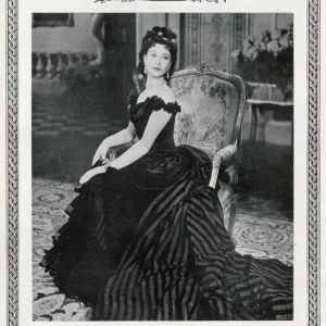 Vivien Leigh on front cover of The Tatler