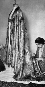 Ceremonial Prints: 1937 Coronation - Imperial mantle of cloth of gold